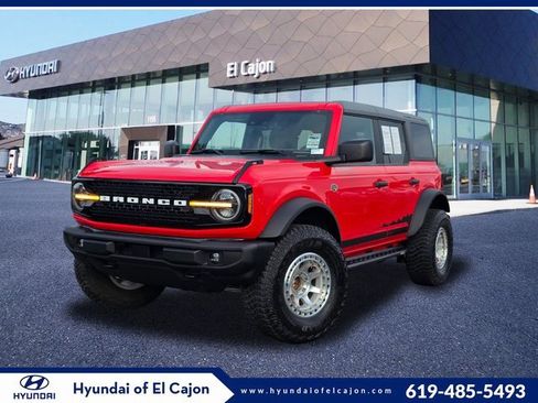 Used 2022 Ford Bronco Wildtrak image 1