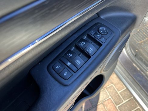 Used 2015 Jeep Grand Cherokee Summit w/ Platinum Series Group image 15