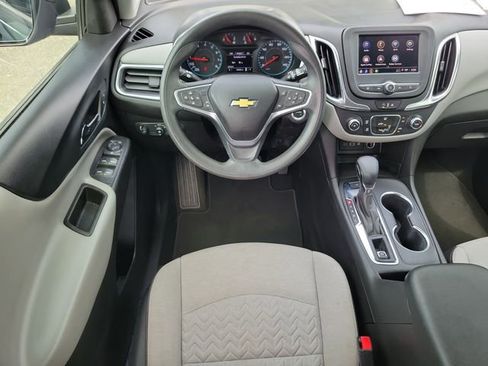 Certified 2022 Chevrolet Equinox LS AWD/4WD image 14