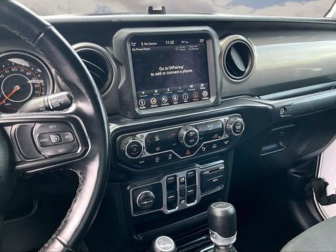Used 2021 Jeep Gladiator Sport AWD/4WD image 10
