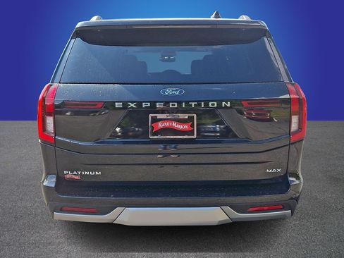 Used 2025 Ford Expedition Max Platinum AWD/4WD image 5