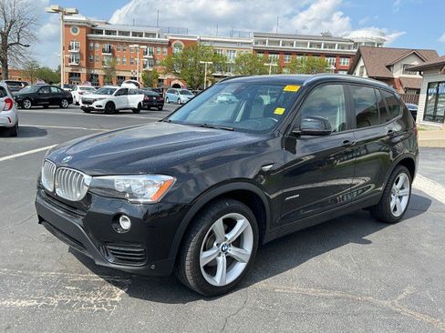 Used 2017 BMW X3 xDrive28i image 3