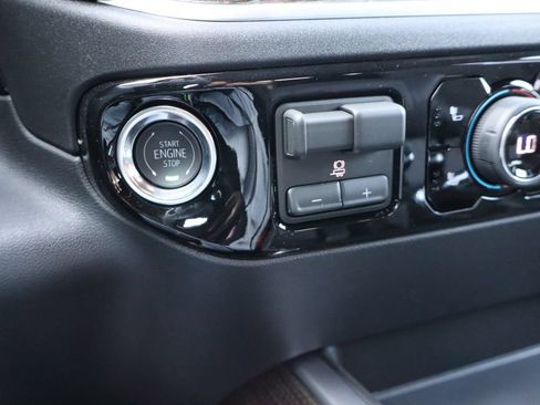 New 2026 Chevrolet Silverado 1500 LT w/ All Star Edition Plus AWD/4WD image 13