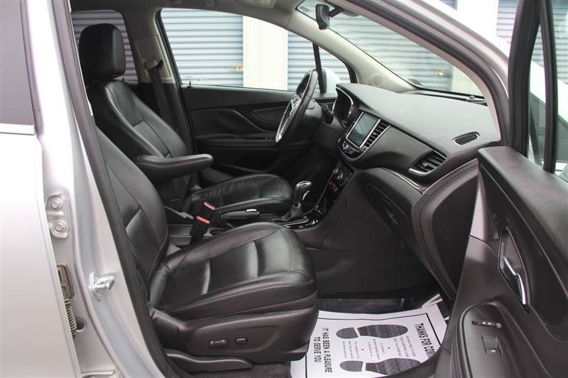 Used 2019 Buick Encore Essence AWD/4WD image 19