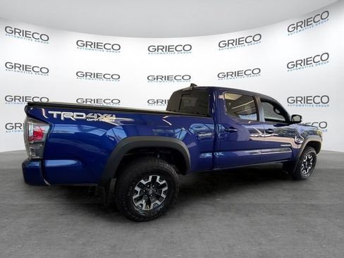 Used 2023 Toyota Tacoma TRD Off-Road w/ TRD Premium Off Road Package AWD/4WD image 7
