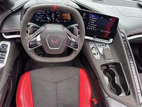 Used 2023 Chevrolet Corvette Stingray Premium Conv w/ Z51 Performance Package image 11
