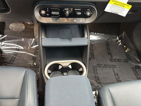 Used 2025 MINI Cooper Countryman S w/ Comfort Package Max image 23