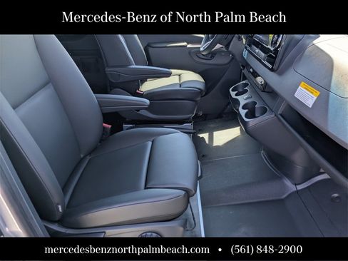 New 2025 Mercedes-Benz Sprinter 2500 image 27