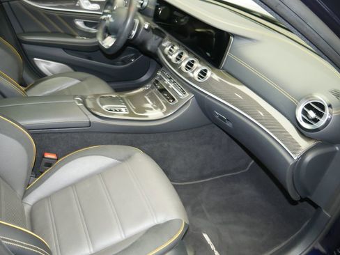 Used 2021 Mercedes-Benz E 63 AMG S image 27