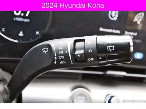 Used 2024 Hyundai Kona SEL w/ Convenience Package image 16