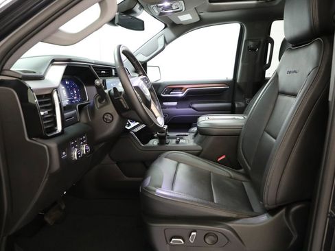 Used 2022 GMC Sierra 1500 Denali AWD/4WD image 8