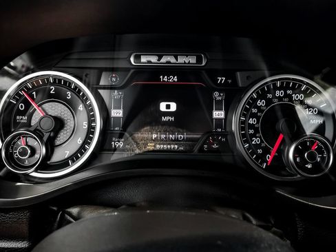Used 2022 RAM 1500 Lone Star AWD/4WD image 17