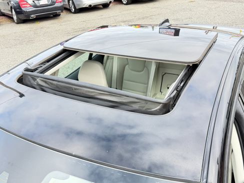 Used 2020 Volvo S60 T5 Momentum w/ Protection Package image 78