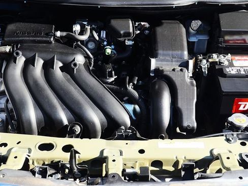 Used 2012 Nissan Versa SV image 52