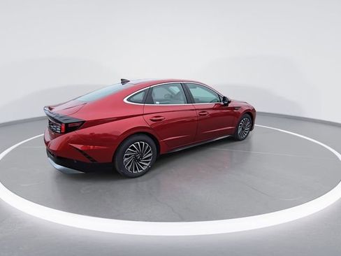 New 2025 Hyundai Sonata SEL FWD image 8