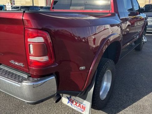 Used 2019 RAM 3500 Limited image 2