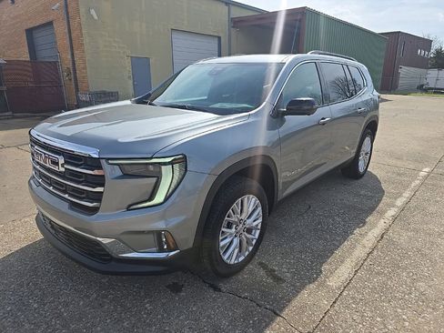 New 2026 GMC Acadia Elevation w/ Elevation Premium Package FWD image 3