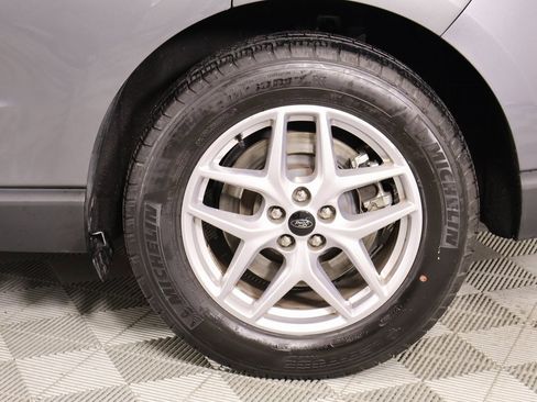 Used 2024 Ford Edge SEL image 18