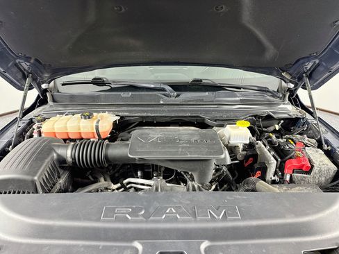 Used 2019 RAM 1500 Big Horn AWD/4WD image 29