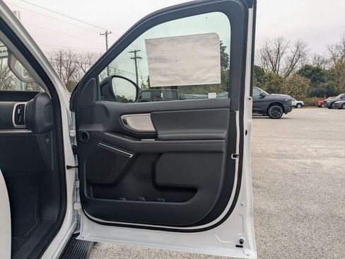 New 2025 Ford Expedition Active RWD image 69
