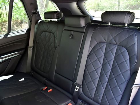 Used 2024 BMW X5 sDrive40i w/ M Sport Package RWD image 24