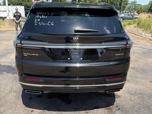 Used 2025 Buick Enclave Avenir w/ Super Cruise Package AWD/4WD image 9