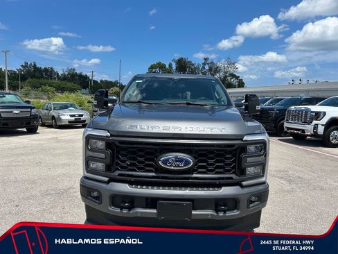 Used 2024 Ford F250 Lariat w/ Lariat Ultimate Package AWD/4WD image 2