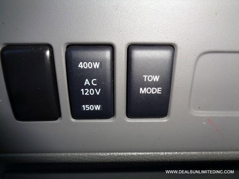 Used 2021 Nissan NV 3500 SV RWD image 14