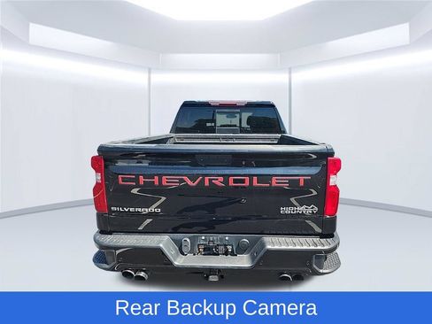 Used 2019 Chevrolet Silverado 1500 High Country w/ High Country Premium Package AWD/4WD image 3