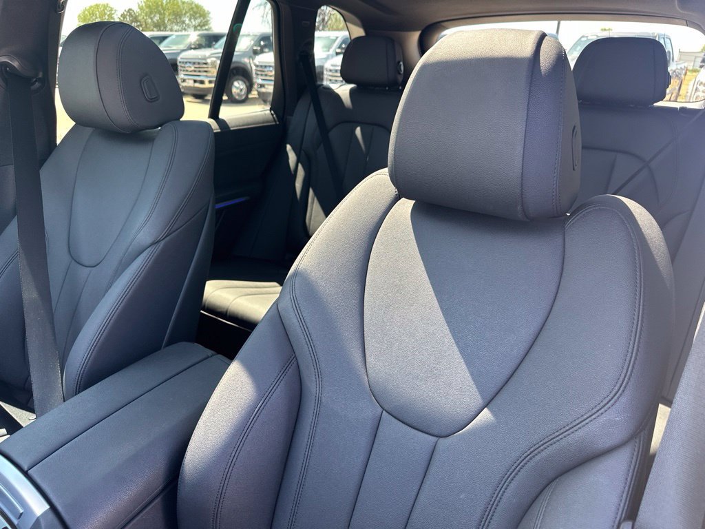 Used 2021 BMW X5 xDrive40i w/ Premium Package AWD/4WD image 18