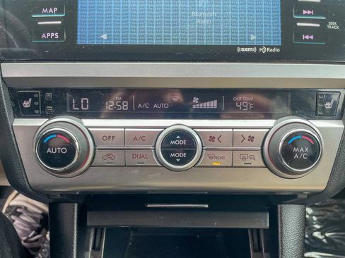 Used 2016 Subaru Outback 2.5i Limited image 23