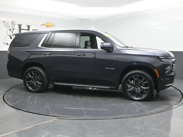 Used 2025 Chevrolet Tahoe LT w/ Comfort Package AWD/4WD image 1