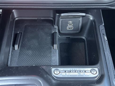 New 2026 Ford Bronco Outer Banks image 7