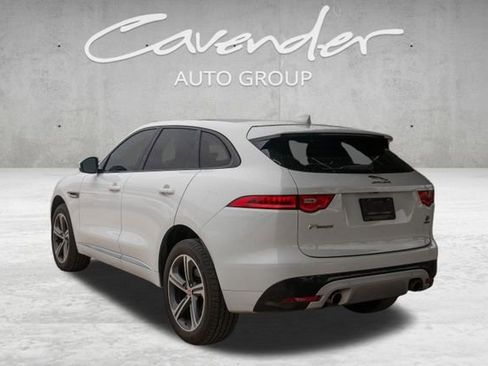 Used 2018 Jaguar F-PACE S image 5