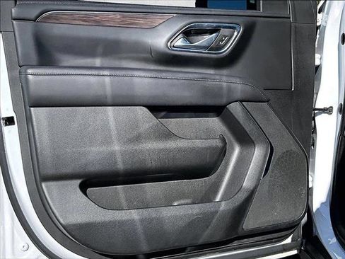 Used 2023 Chevrolet Suburban LS image 18