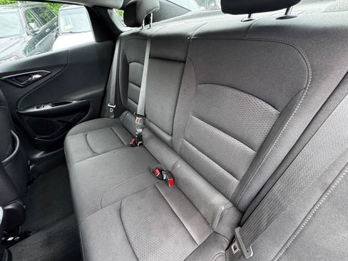 Used 2020 Chevrolet Malibu LT FWD image 11