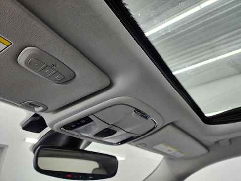 Used 2021 Jeep Cherokee Limited w/ Elite Package image 13