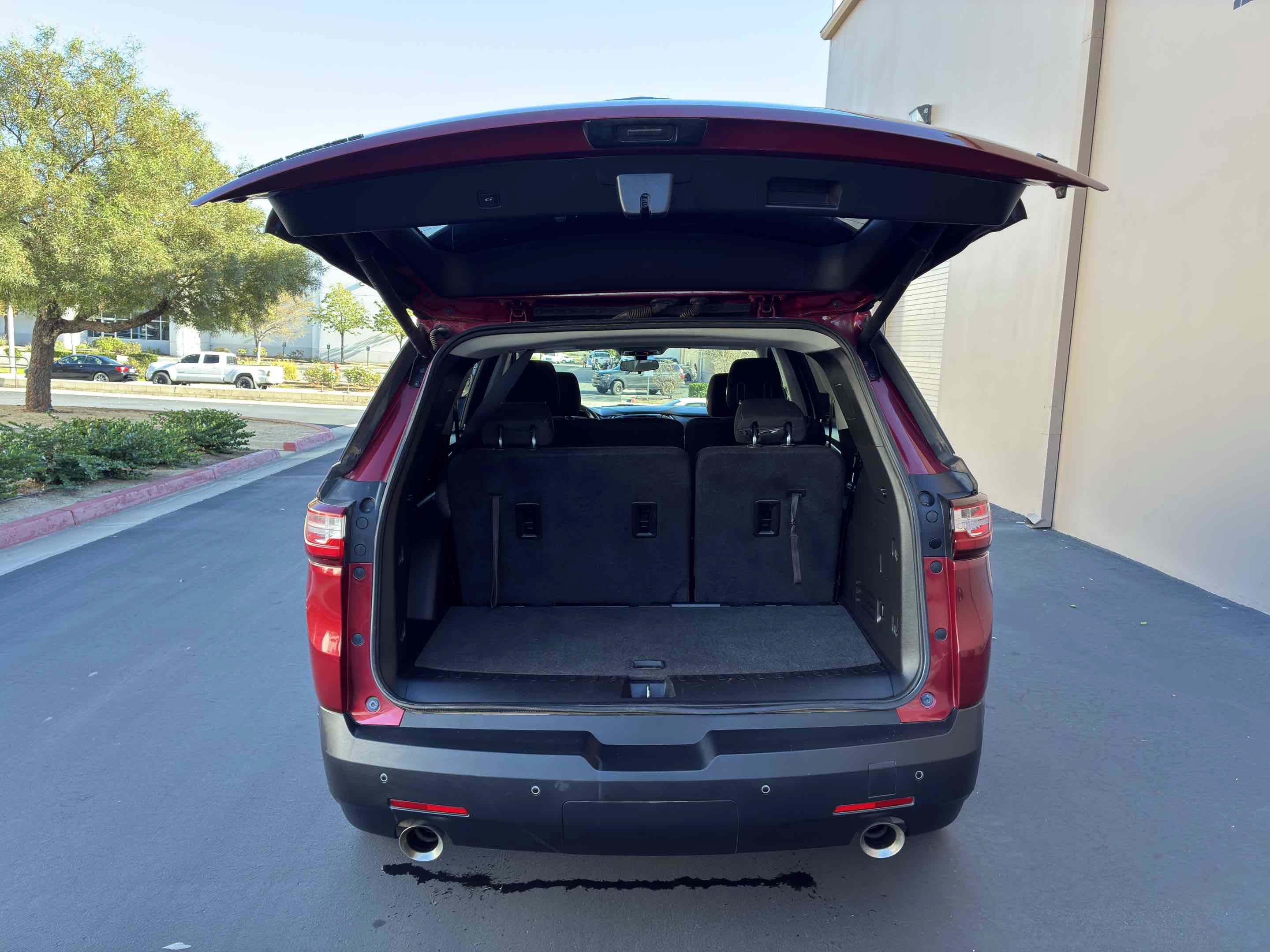 Used 2018 Chevrolet Traverse LT FWD image 58