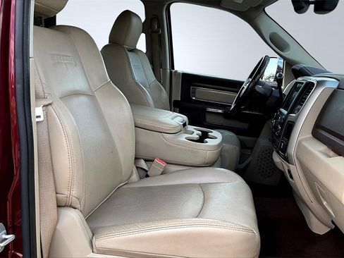 Used 2016 RAM 3500 Laramie image 7