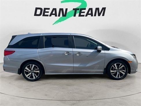 Used 2024 Honda Odyssey Touring image 9