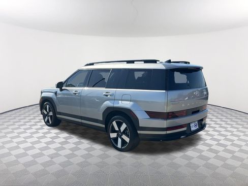 Used 2024 Hyundai Santa Fe Limited FWD image 7