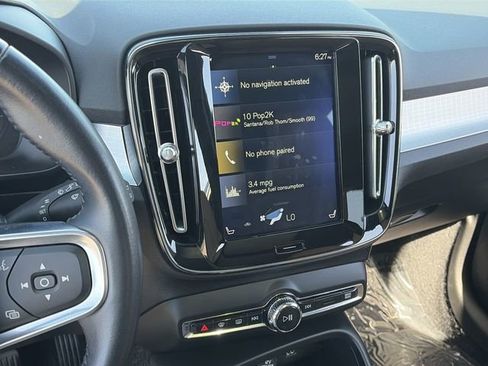 Used 2020 Volvo XC40 T5 Momentum w/ Protection Package Premier AWD/4WD image 27