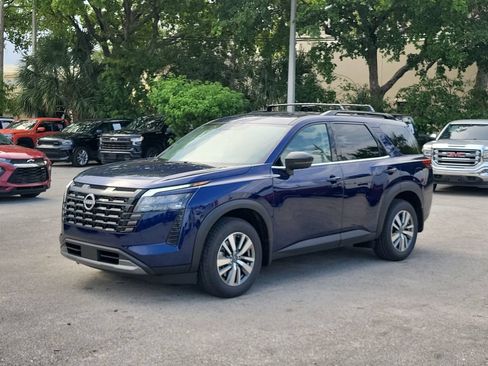 New 2026 Nissan Pathfinder SL FWD image 7