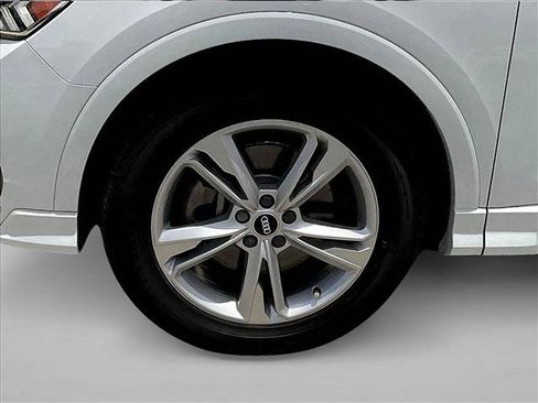 Used 2022 Audi Q3 2.0T Premium Plus AWD/4WD image 9