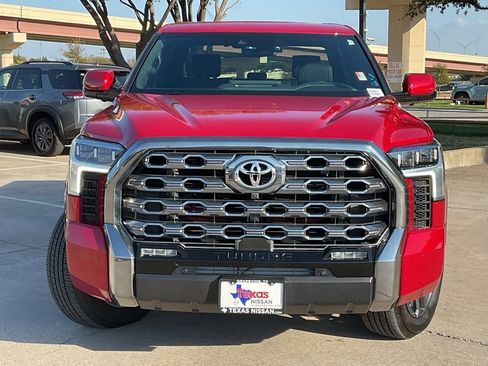 Used 2025 Toyota Tundra Platinum image 3