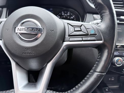 Used 2022 Nissan Rogue Sport SV w/ Technology Package AWD/4WD image 33