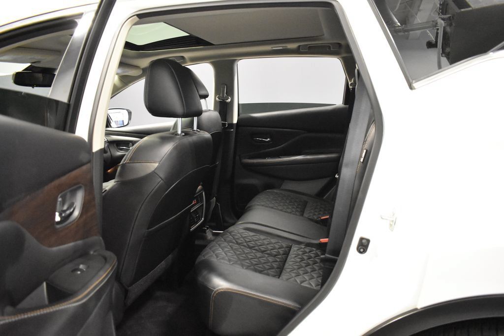 Certified 2023 Nissan Murano Platinum w/ Cargo Package FWD image 33