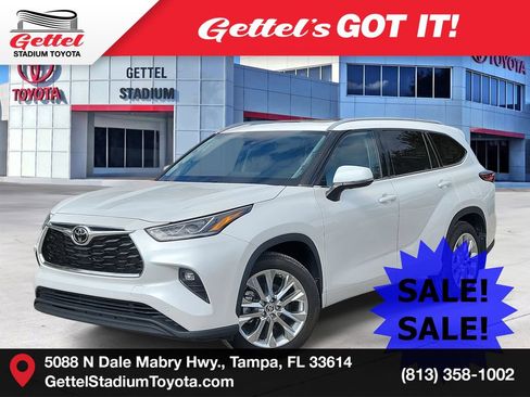 Used 2023 Toyota Highlander Limited image 1