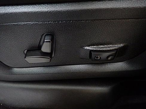 Used 2024 RAM 2500 Big Horn image 21