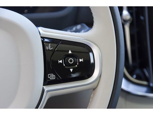 New 2026 Volvo XC90 T8 Ultra w/ Protection Package Premier AWD/4WD image 36